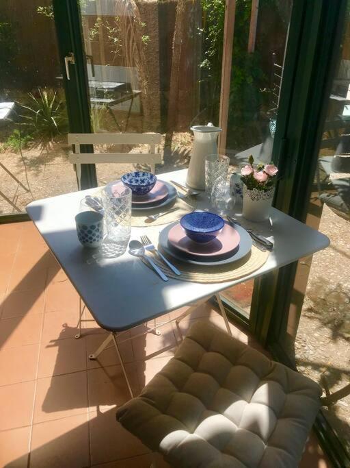 Charming Studio To Venelles 10 Minutes From Aix Exterior photo